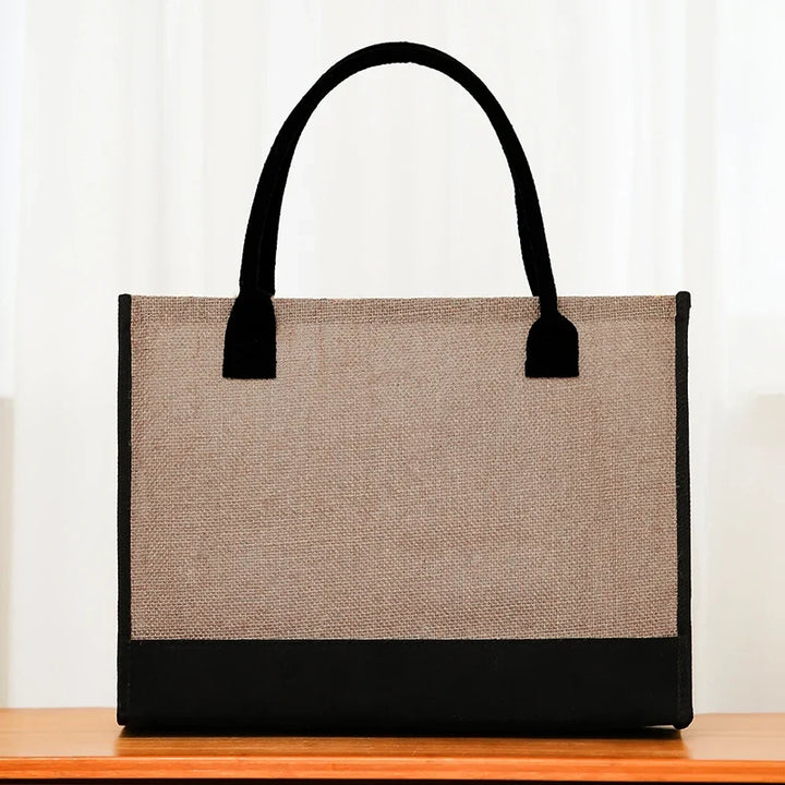 Sac de plage XXL en jute personnalisée, pratique pour la mer et la piscine.