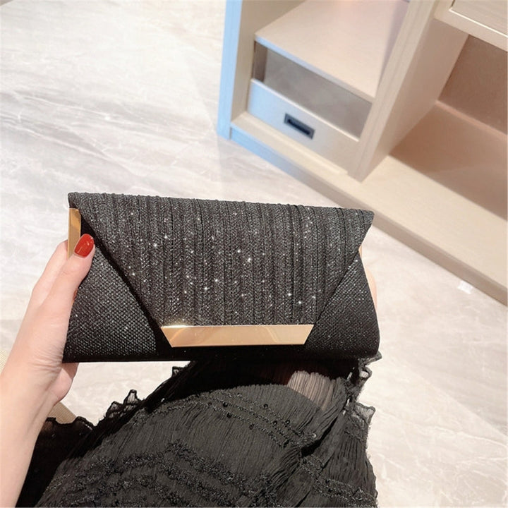 Sac de soirée noir élégant à paillettes avec bandoulière, idéal pour femme