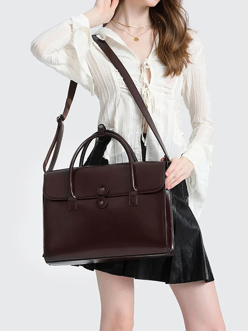 Sac à main Antonella en cuir gris taupe, polyvalent pour le travail ou les études, sac ordinateur.