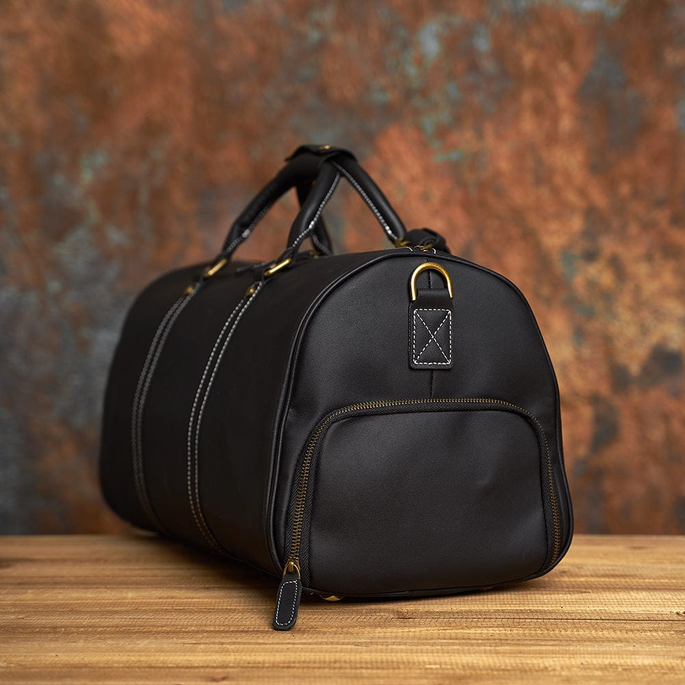 Accessoire avant du sac cuir, poches zippées pratiques pour petits objets, esprit voyage authentique
