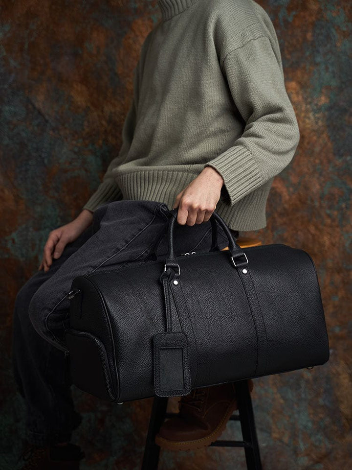 Sac de voyage en cuir de qualité supérieure, compartiment spacieux, dimensions cabine autorisées.