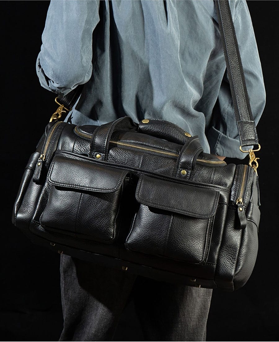 Sac de business en cuir pour homme, élégant et fonctionnel, pour des voyages réussis.