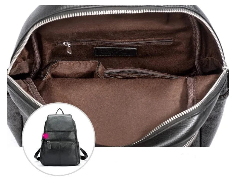 Vue de dos du sac à dos en cuir pour femme, bretelles ajustables, confort optimal.