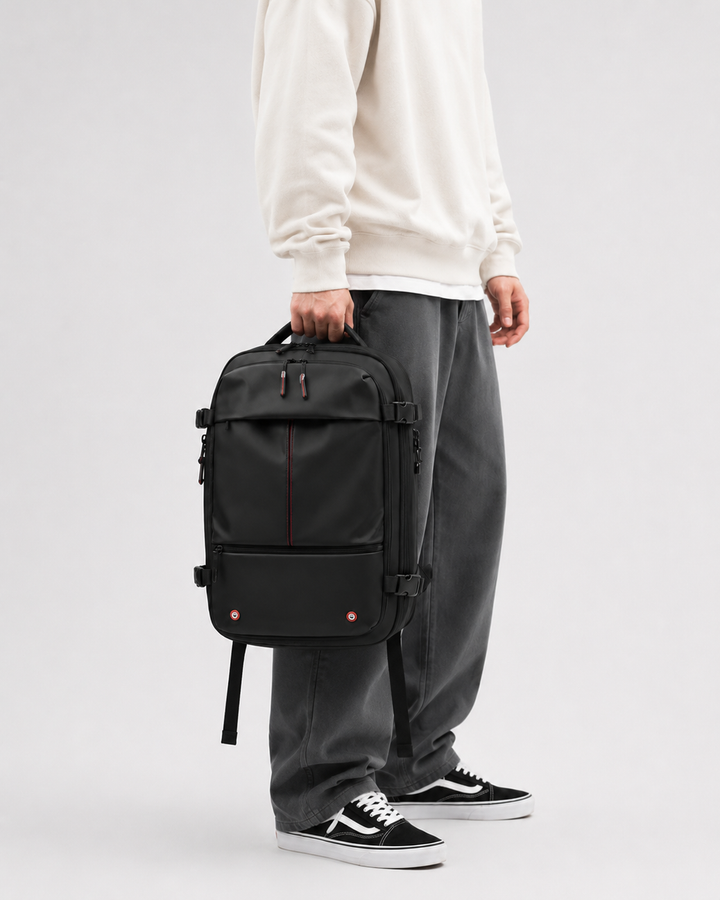 Sac à dos de voyage polyvalent pour week-end ou avion, extensible avec système de compression efficace.