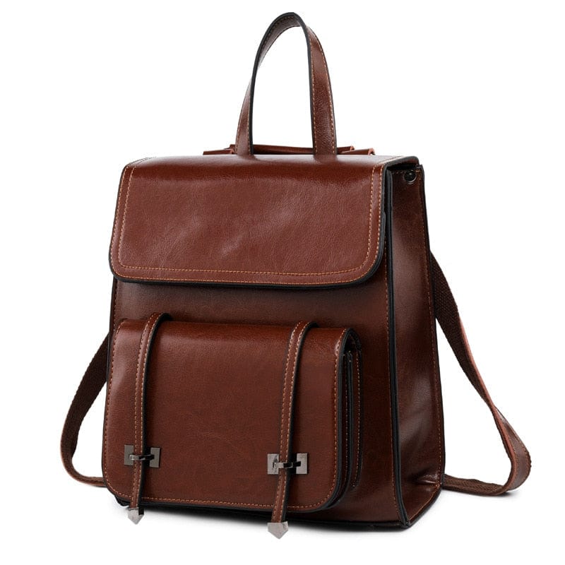 Sac à dos en cuir pour femme ouvert, révélant un intérieur spacieux et doublé, sac polyvalent