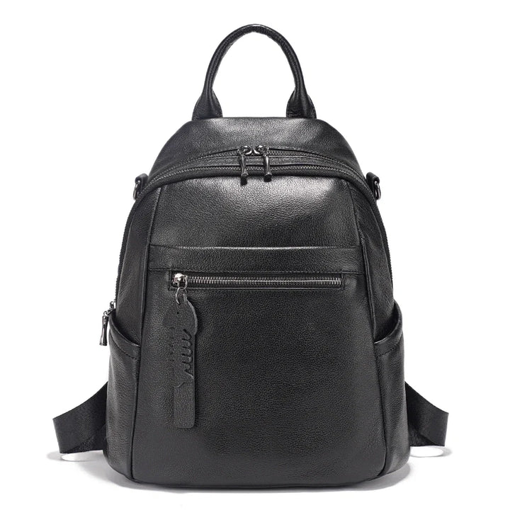 Superbe sac à dos femme en cuir, choix pratique et chic pour les voyages et la vie urbaine.