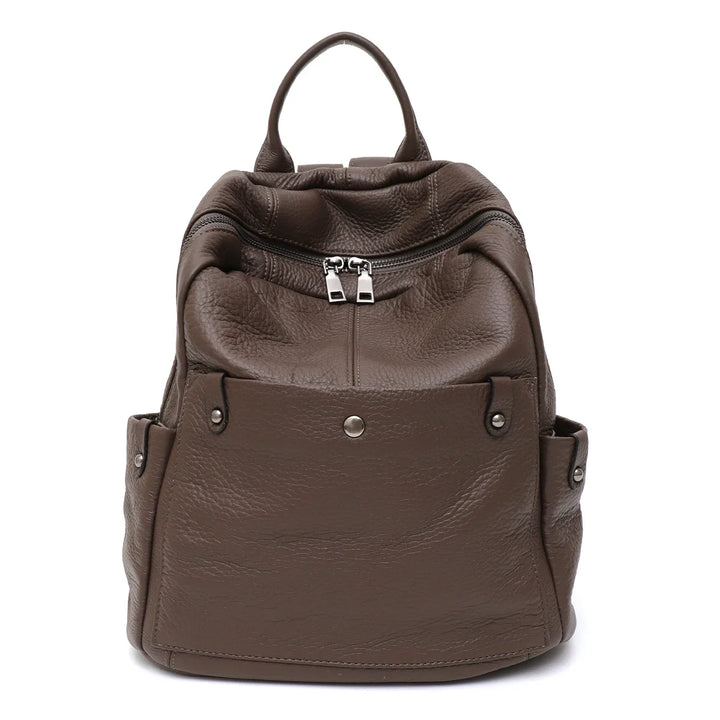 Sac à dos femme polyvalent en cuir vegan, alliant élégance et praticité pour toutes vos activités.