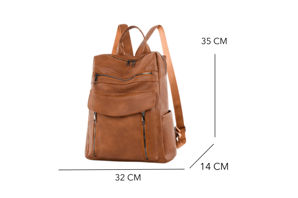 Sac à dos en cuir vegan gris clair, design épuré, parfait pour un look féminin et moderne.