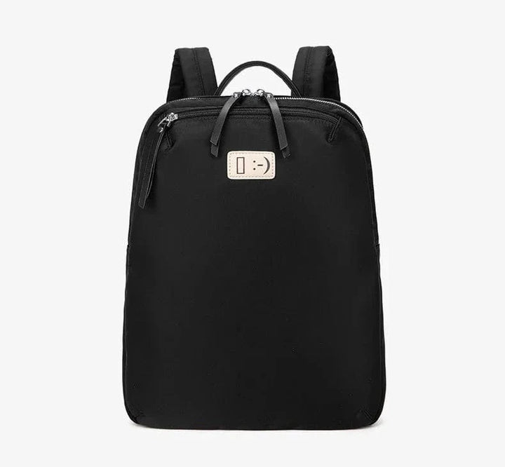 Sac à dos léger et stylé pour femme, conçu pour PC 14 pouces, matière nylon durable, usage quotidien.