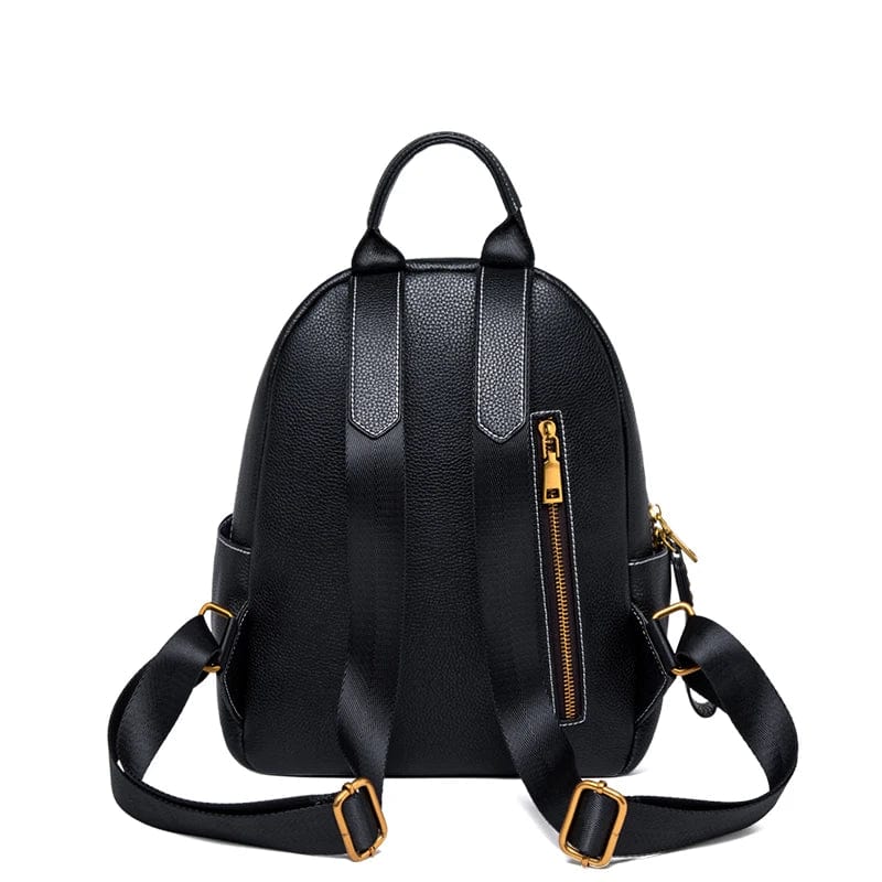 Intérieur spacieux d'un sac à dos femme en cuir véritable vert, parfait pour organiser les essentiels du quotidien.