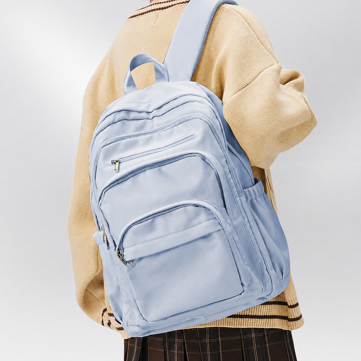 Sac à dos lycée mixte spacieux en nylon noir, parfait pour étudiant, rentrée scolaire organisée et confortable.