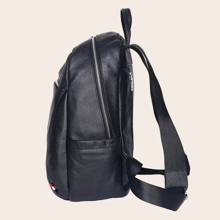 Sac à dos élégant en cuir noir pour ordinateur, parfait pour un usage professionnel
