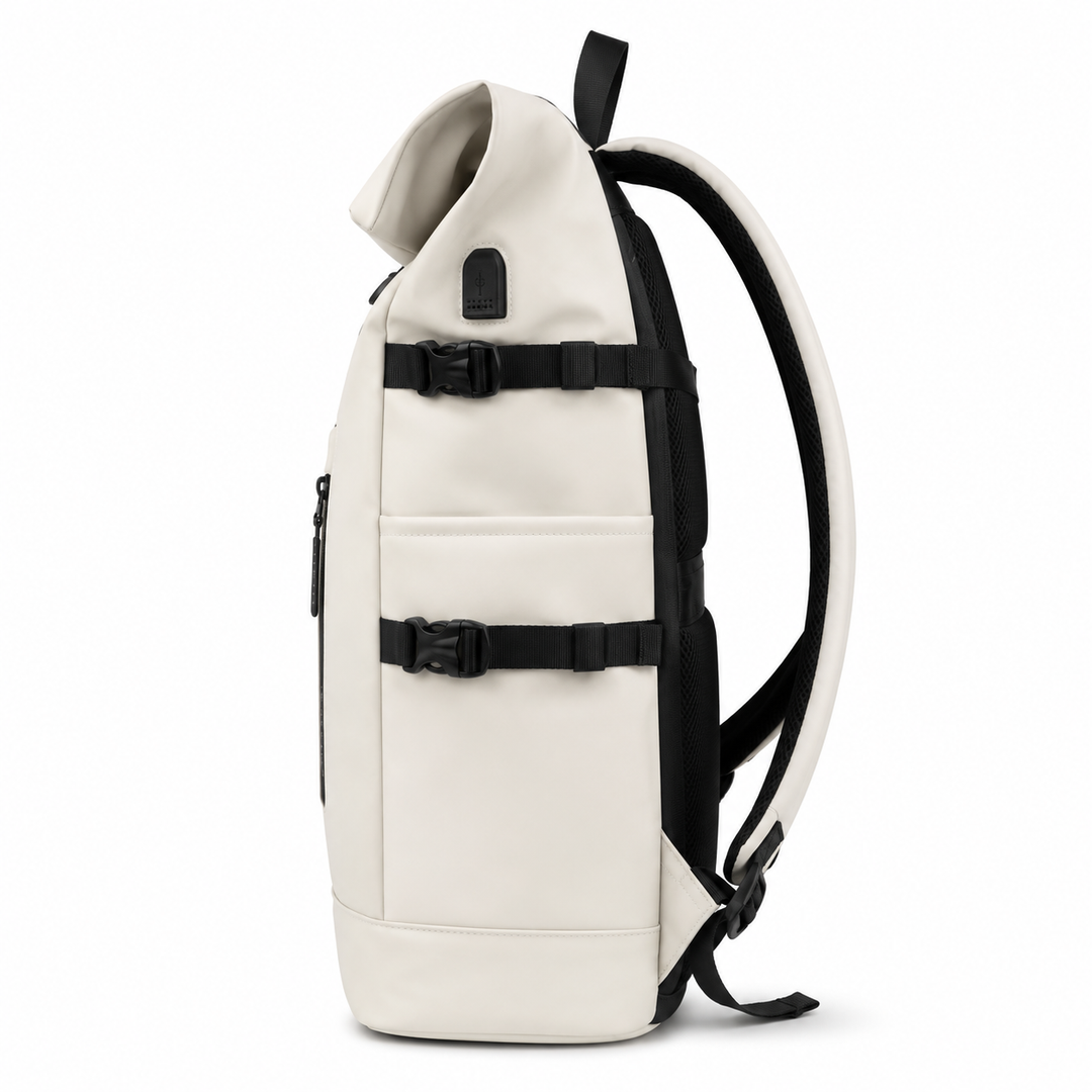 Sac à dos roll-top polyvalent noir, étanche, idéal pour ville, travail et week-end, design épuré.