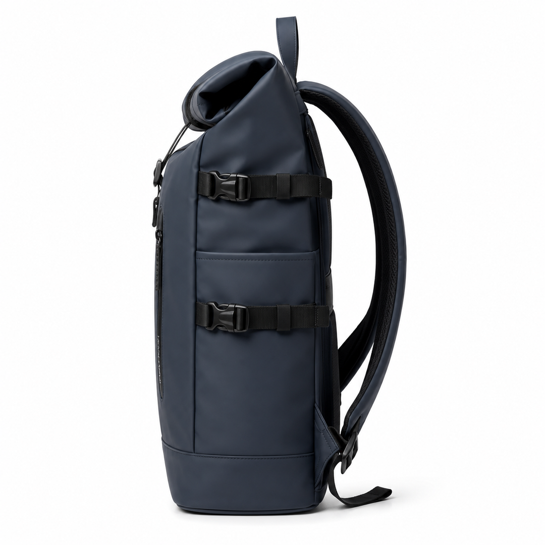 Sac à dos de voyage roll-top noir, grande capacité, parfait pour les escapades et les affaires.