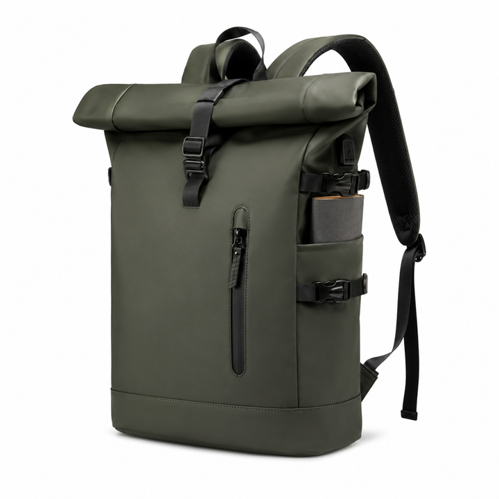 Sac à dos roll-top urbain gris, fonctionnel avec port USB et compartiment PC pour vos aventures.