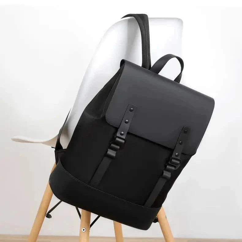 Gros plan sur la fermeture éclair sécurisée du sac à dos unisexe imperméable pour PC 14 pouces