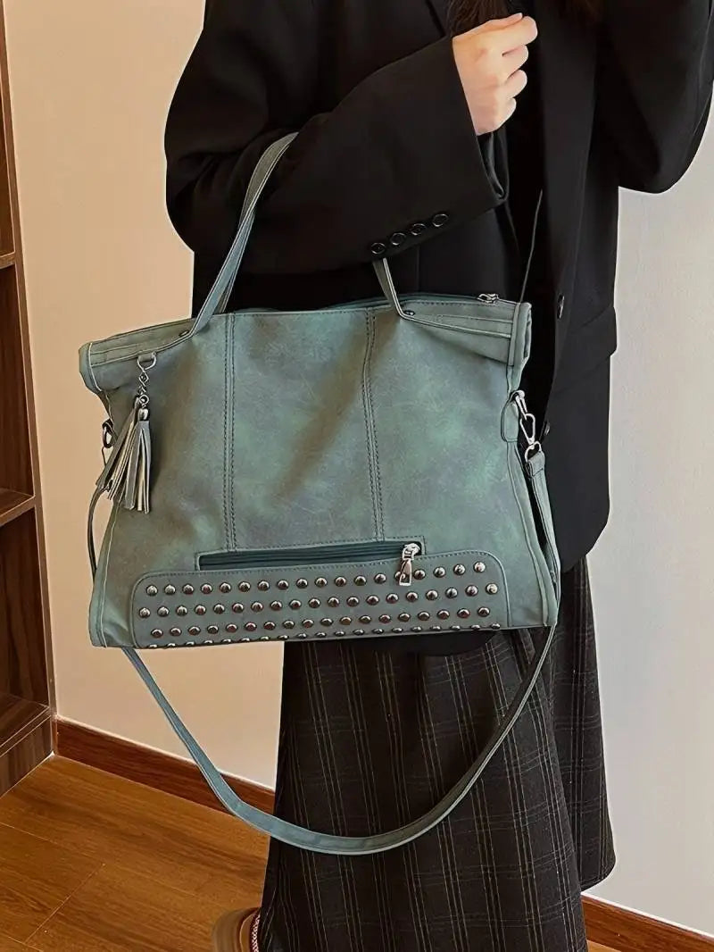 Sac fourre-tout femme élégant en simili-cuir pour lycée, cours et quotidien. Spacieux, tendance.