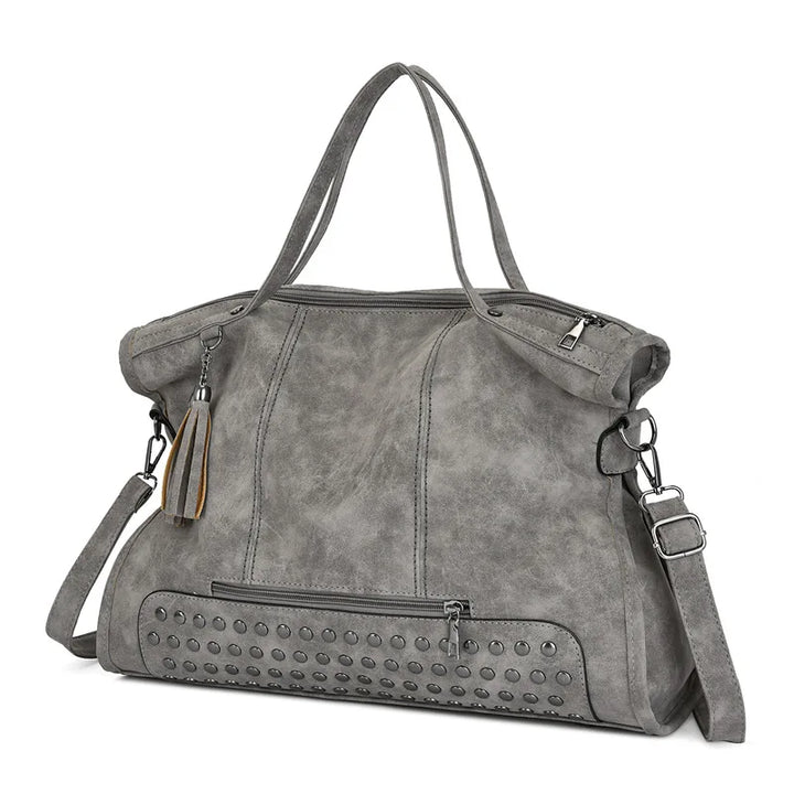 Sac fourre-tout femme chic en simili-cuir. Grand format, idéal pour documents et ordinateurs portables.