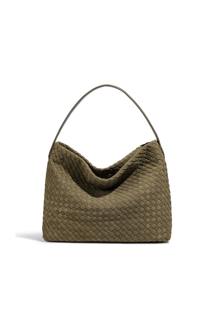 Détail du tressage élégant sur ce grand sac fourre-tout pour femmes. Un accessoire de mode chic en synthétique.