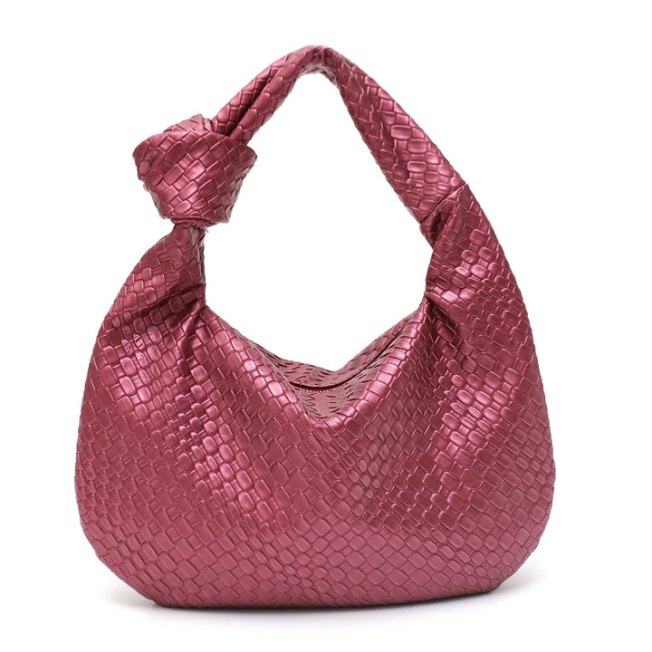 Sac souple femme en similicuir noir, style hobo élégant, un accessoire chic pour toute occasion.