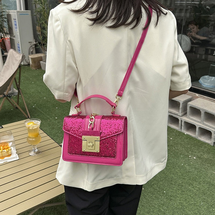 Sac bandoulière carré à paillettes, sac à main femme en cuir PU, accessoire mode pour soirée élégante.