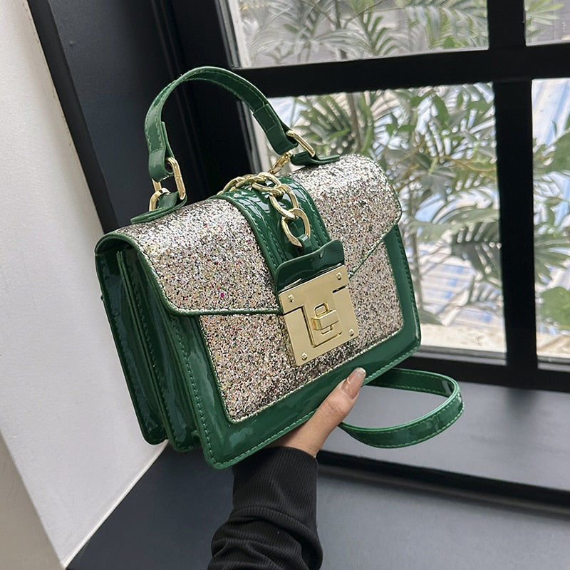 Élégant sac à main femme en cuir PU avec paillettes, design carré, sangle bandoulière ajustable.