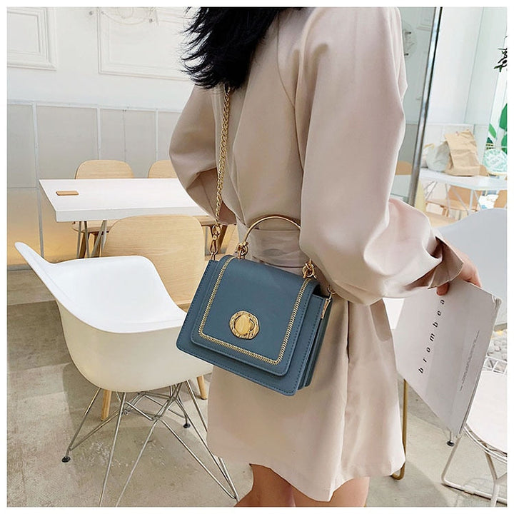 Sac à main bandoulière femme Giulia, design carré moderne, chaîne dorée, cadeau élégant