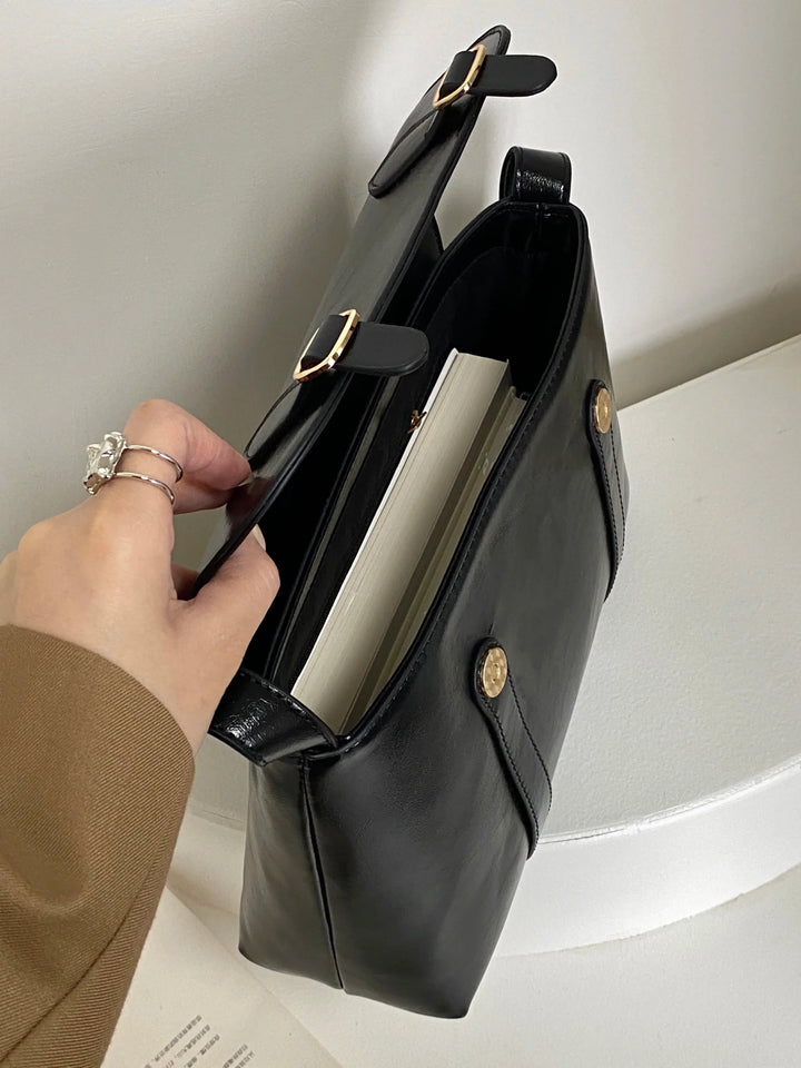 Sac à main besace noir, design classique en cuir, pour femme, idéal porté épaule ou croisé