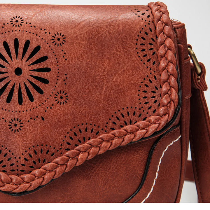 Accessoire mode chic : sac à main femme bohème en similicuir, parfait pour un style décontracté élégant.