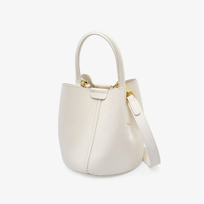 Sac en cuir Valérie bordeaux, accessoire de mode audacieux pour femme tendance