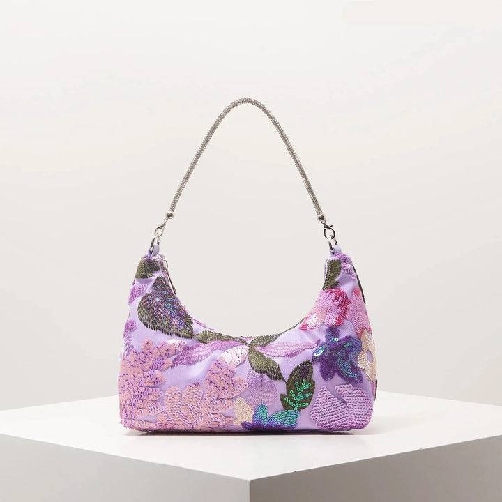 Sac à main d'été femme polyvalent, brodé et scintillant, un accessoire léger et chic parfait pour toutes occasions.