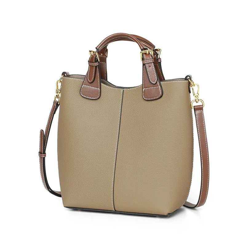 Sac à main femme en cuir grainé élégant, parfait pour un usage quotidien et chic.
