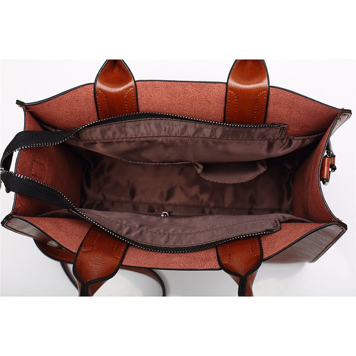 Magnifique sac à main en cuir marron pour femme, accessoire de mode intemporel. Chic et pratique avec bandoulière.