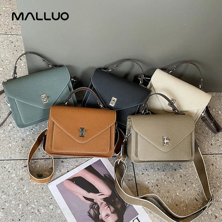 Sac épaule femme en cuir véritable. Élégance compacte, idéal comme sac de jour ou pochette chic.