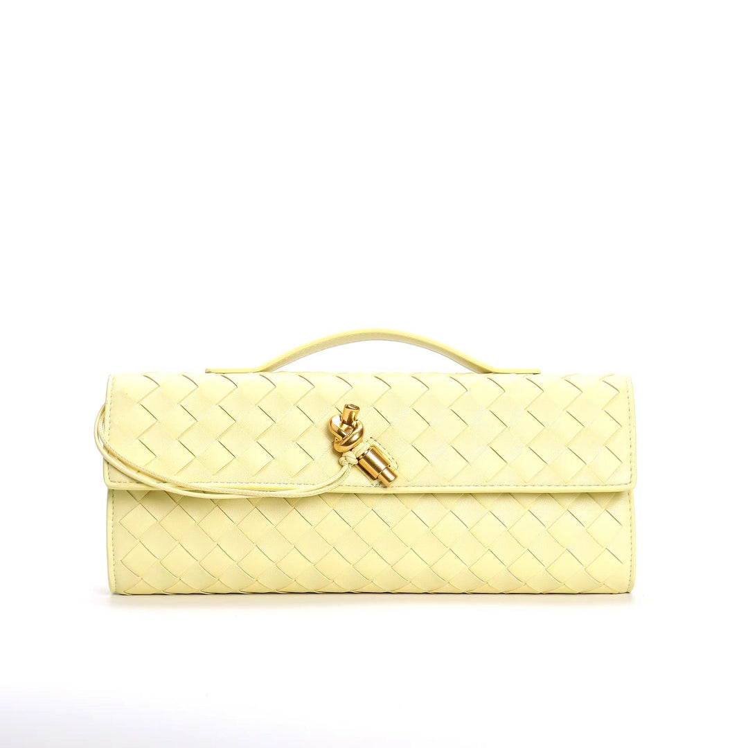 Sac à main femme en cuir tressé, un must-have pour toutes les occasions, élégant et spacieux.