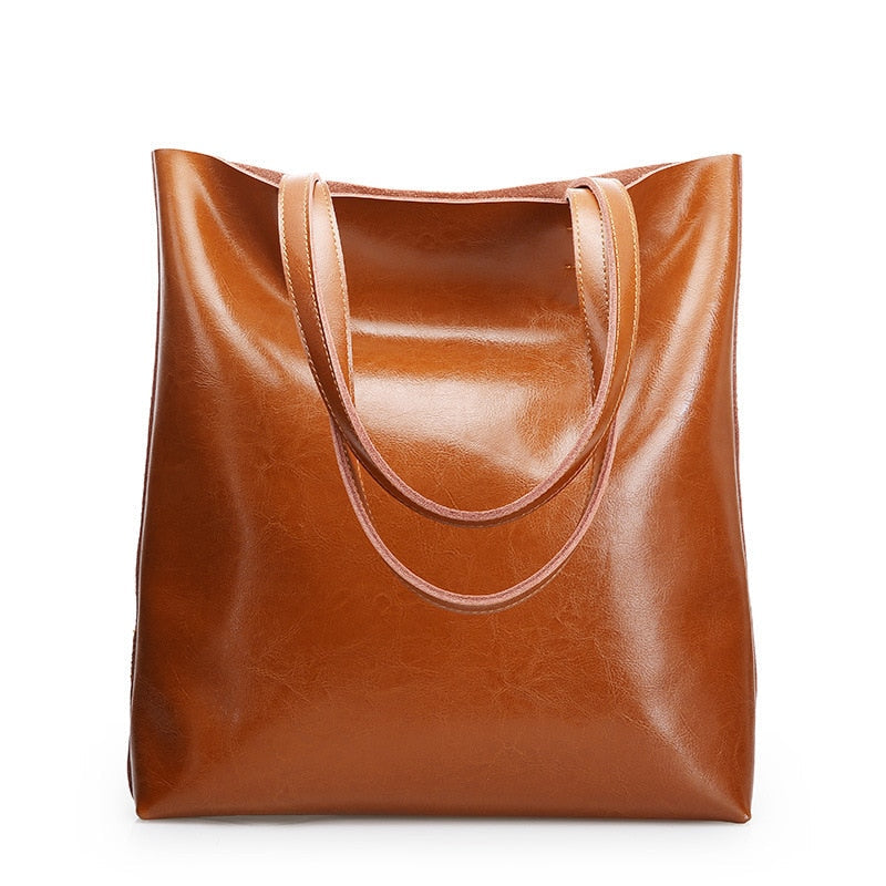 Sac à main femme en cuir véritable, style intemporel et élégant.