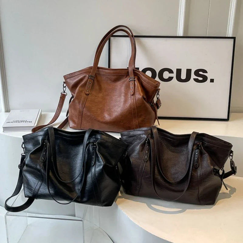 Sac à main femme grand Inka, cuir synthétique marron. Idéal cours, étudiante lycée/université. Spacieux, élégant.