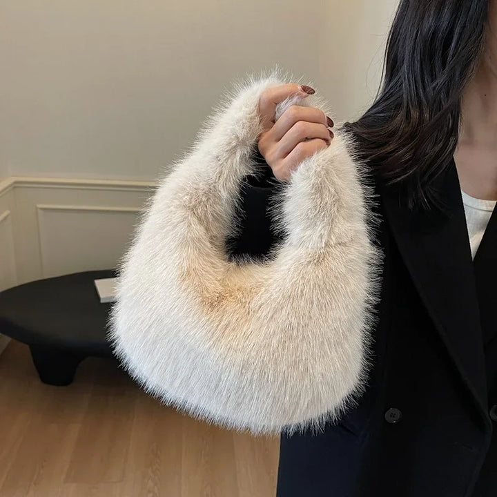 Sac à main femme élégant en fausse fourrure noire, avec bandoulière, idéal pour l'hiver.