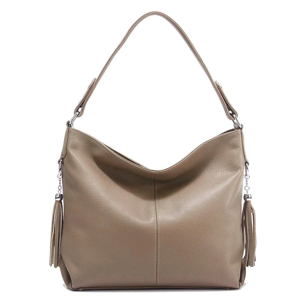 Sac à main femme moderne, grand et pratique. En cuir synthétique, parfait pour organiser vos essentiels de ville.