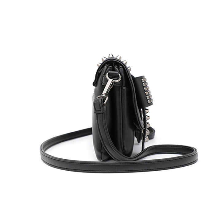 Sac à main noir original rock pour femme, design unique, accessoire mode et tendance chic.