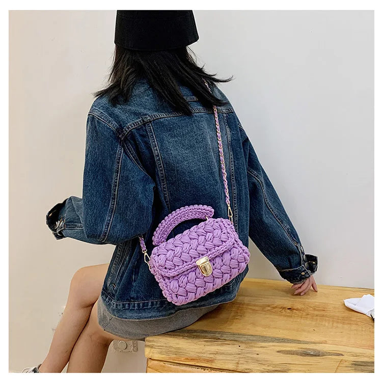 Sac à main sophistiqué en crochet Olbia, pour femme, coton recyclé et design élégant.