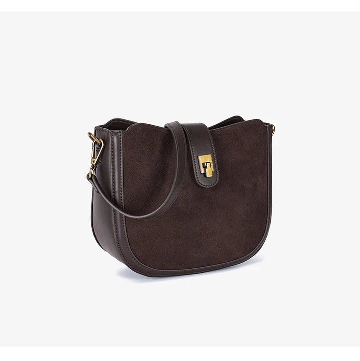 Sac à main en cuir de qualité, spacieux et chic, parfait pour femme active.