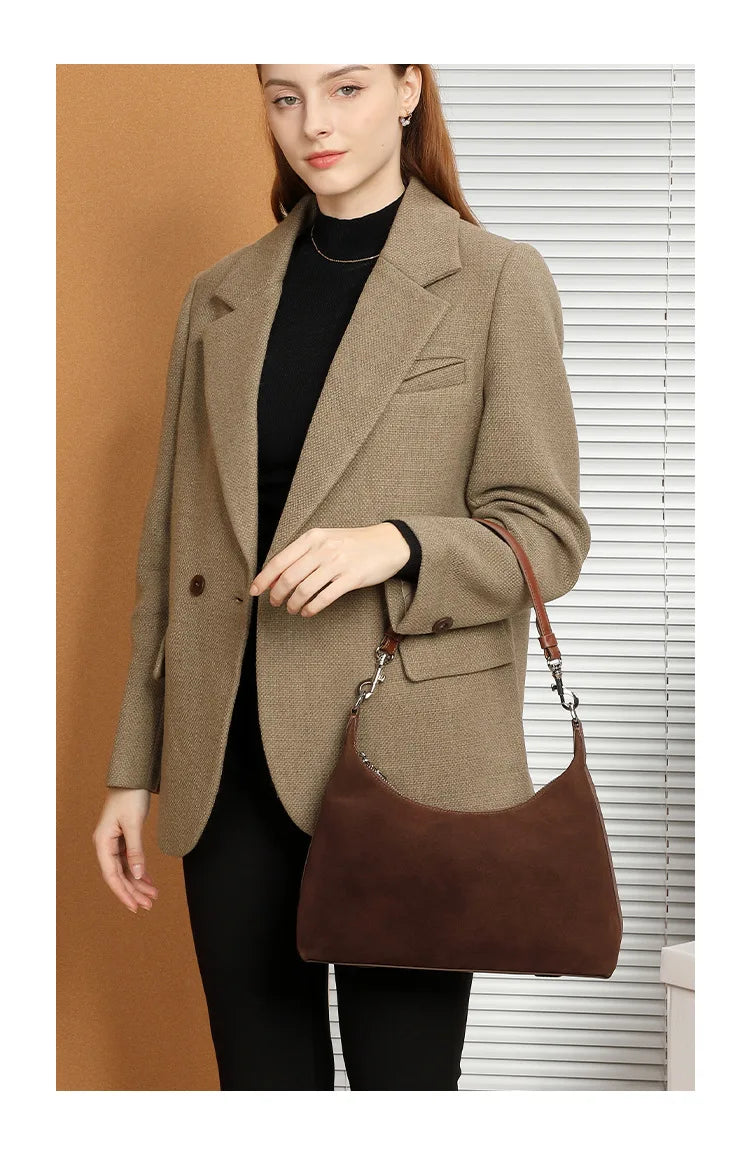 Sac à main de luxe femme bi-matière cuir & daim, marron/bordeaux. Idéal épaule.
