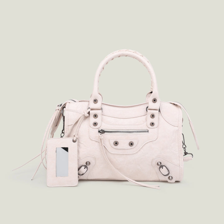 Sac épaule noir, grand volume, parfait pour organiser vos affaires.