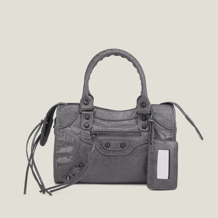Grand sac noir pour femmes, style luxe, idéal pour le travail ou les sorties.