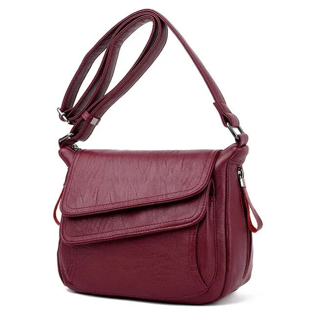 Sac à main souple femme en similicuir, idéal pour l'élégance quotidienne et le confort.