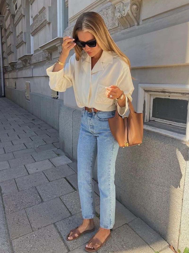 Sac à main structuré beige pour femme. Cuir de qualité, parfait pour un look quotidien raffiné.