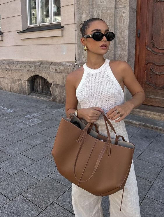 Sac à main vintage surdimensionné femme, fourre-tout chic et spacieux pour tous les jours.