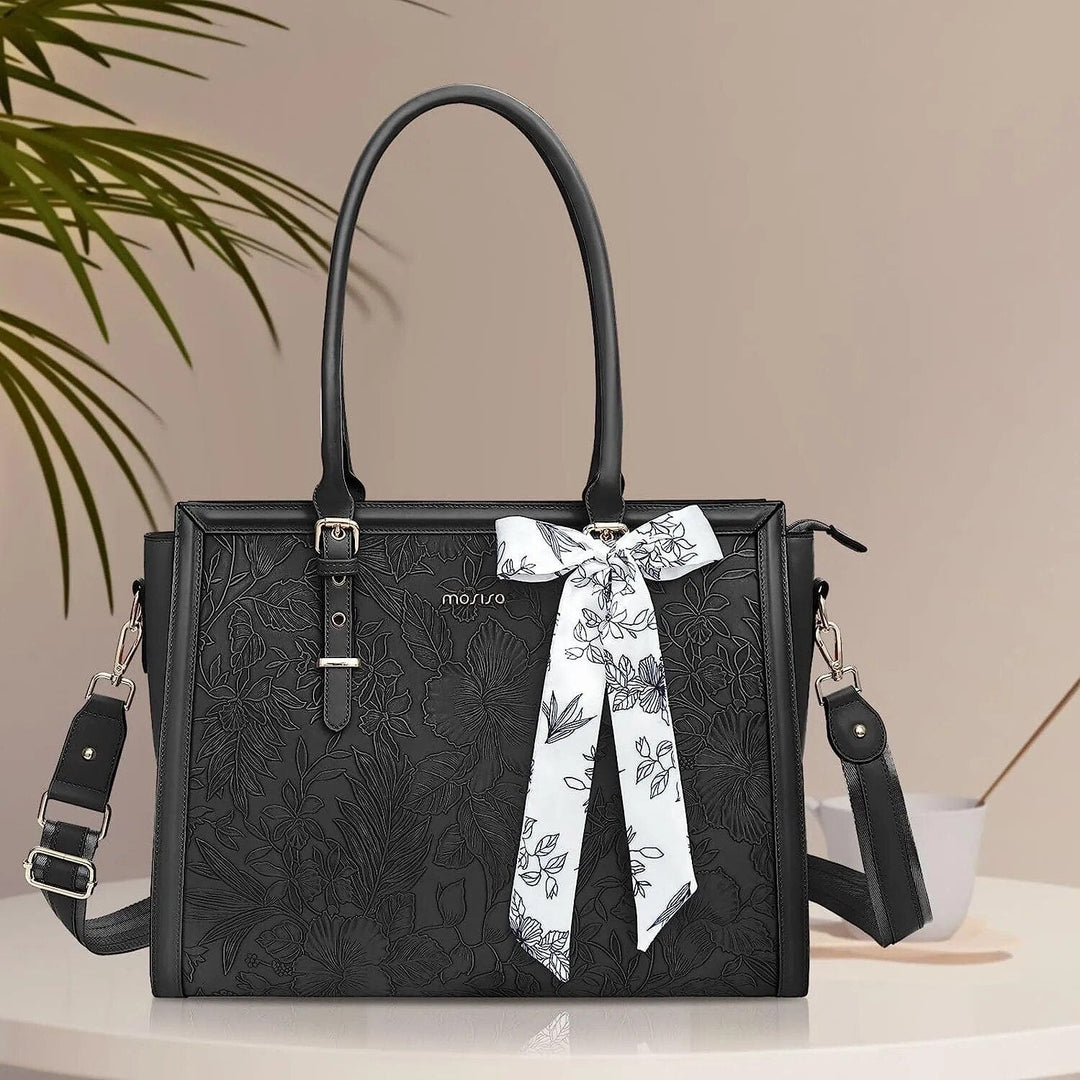 Sac ordinateur business femme en cuir PU camel, ouvert, révélant ses nombreux rangements et sa capacité 17 pouces.
