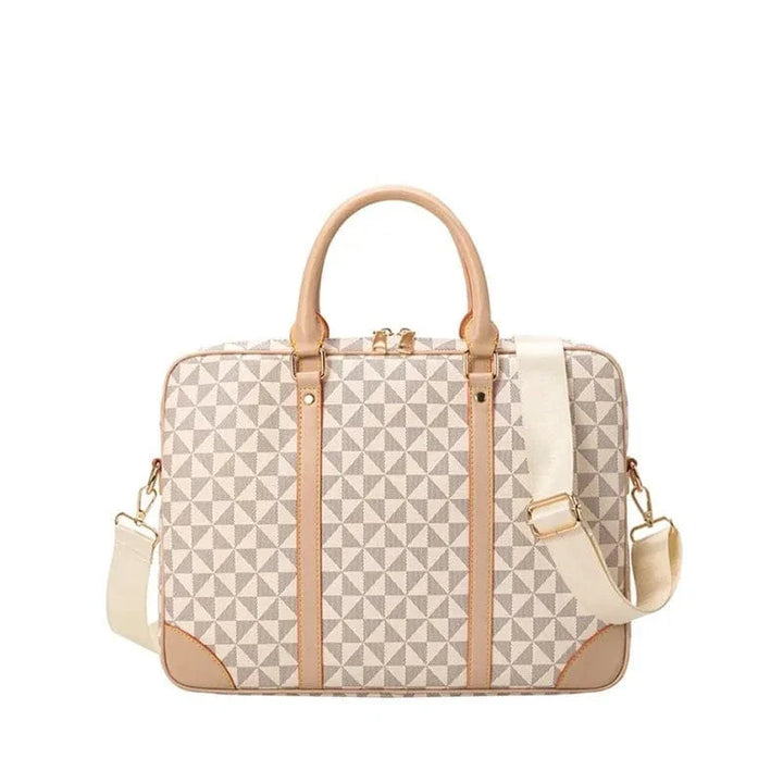 Sac de travail chic en cuir PU pour femme, idéal pour ordinateur portable, associant style professionnel et fonctionnalité.
